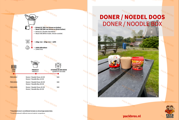 Drie dozijngs met döner en noedels op een tafel in een buitenomgeving.